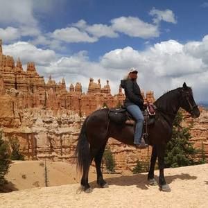 Meet your Posher, Vicki